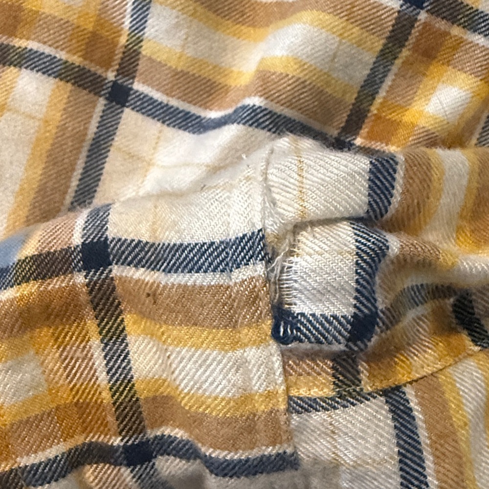 Women’s cropped Plaid Shirt in Yellow and White - Picture 3 of 5